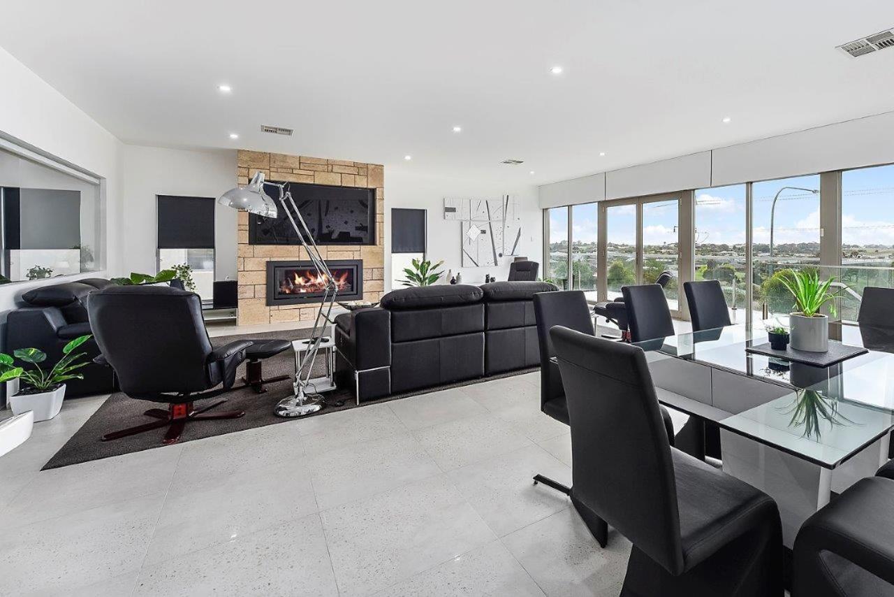 Апартаменты Kennedy Executive Townhouse Маунт-Гамбье Экстерьер фото