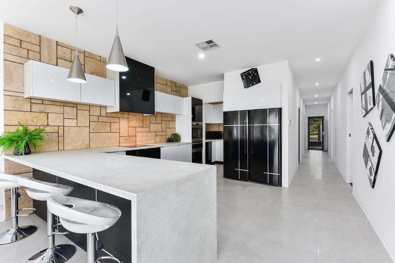 Апартаменты Kennedy Executive Townhouse Маунт-Гамбье Экстерьер фото
