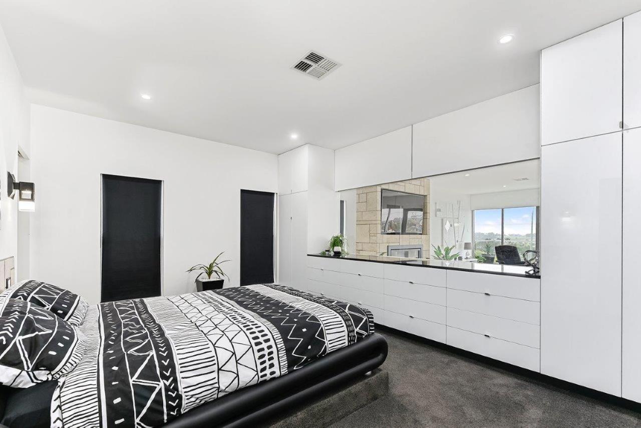 Апартаменты Kennedy Executive Townhouse Маунт-Гамбье Экстерьер фото